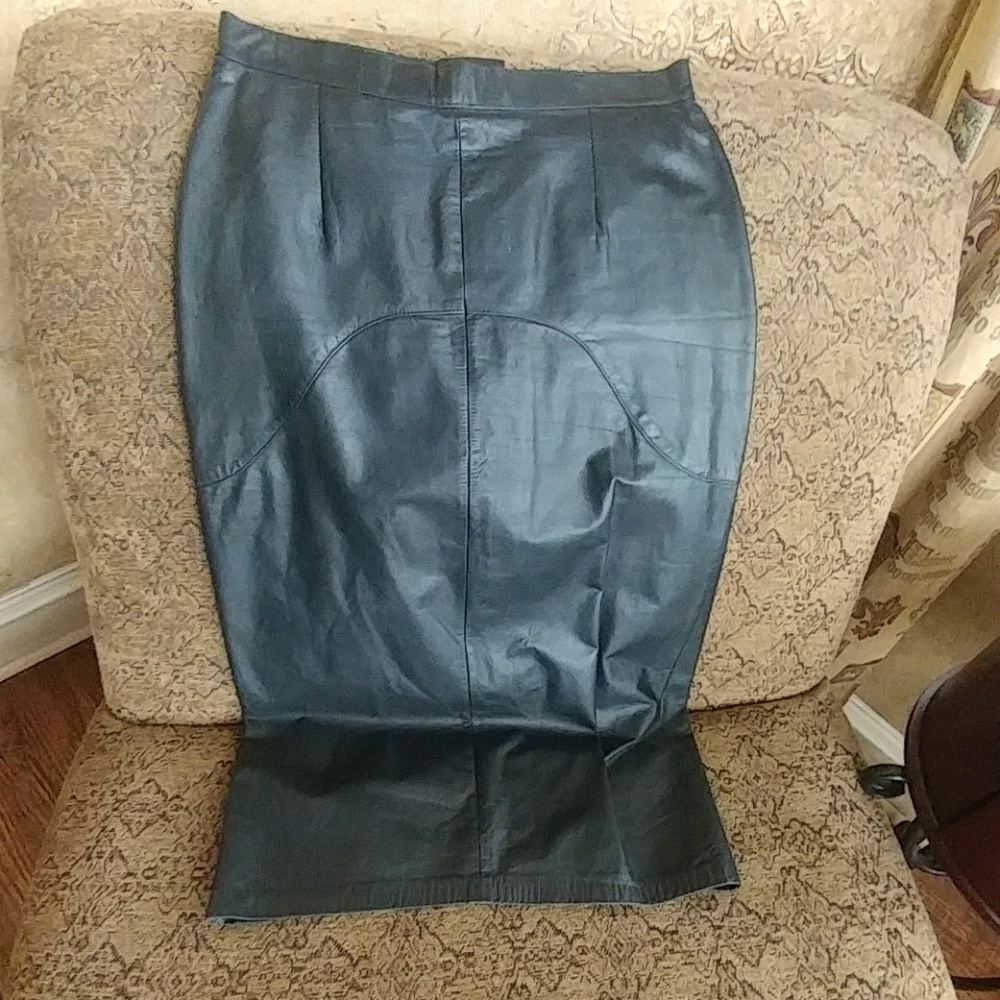 Obssetion Black Leatger Skirt (31" Long)